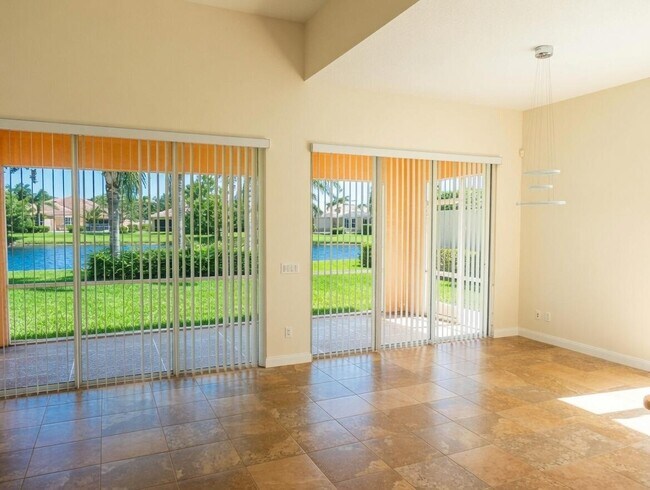 Building Photo - 11547 SW Rockingham Dr