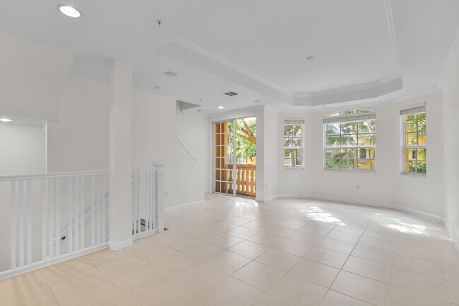 Building Photo - 2441 San Pietro Cir