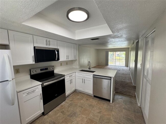 Building Photo - 212 Cypress Ln