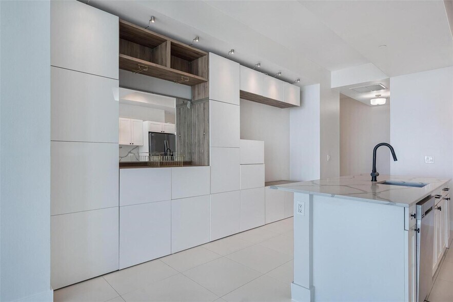 Building Photo - 888 Biscayne Blvd
