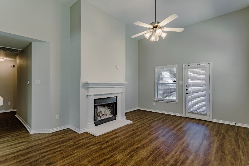 Building Photo - 8915 Wild Rose Ln