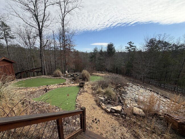 Building Photo - 670 The Wds Rd