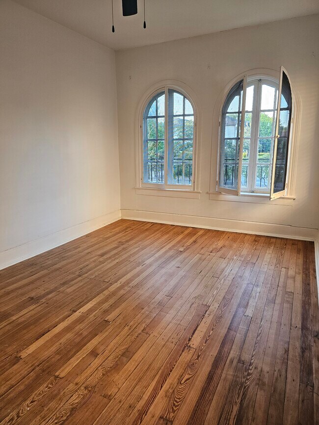 Building Photo - Prescott Arms