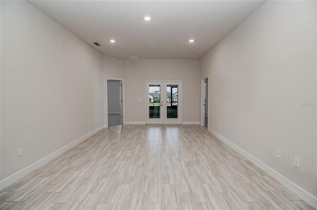 Building Photo - 4903 Vue Delac Pass
