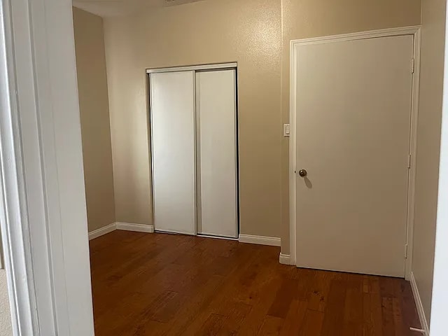 Building Photo - 908 E Santa Barbara St