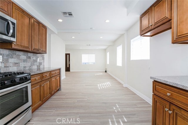 Building Photo - 10955 Burnet Ave