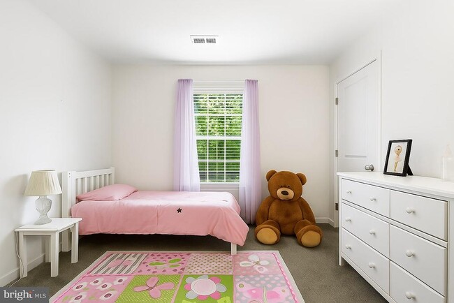 Building Photo - 8518 Cedar Chase Dr