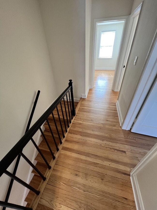 Building Photo - Stunning Updated 3BR/2BA Row Home in the Heart of Towson