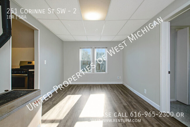 Building Photo - 251 Corinne St SW