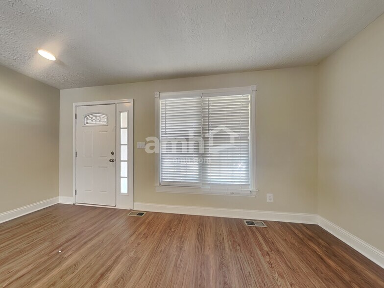Building Photo - 10418 Antietam Rdg