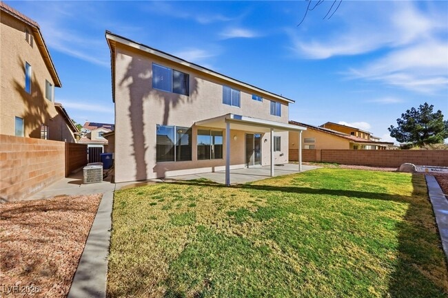 Building Photo - 8061 Yellow Daisy Ave