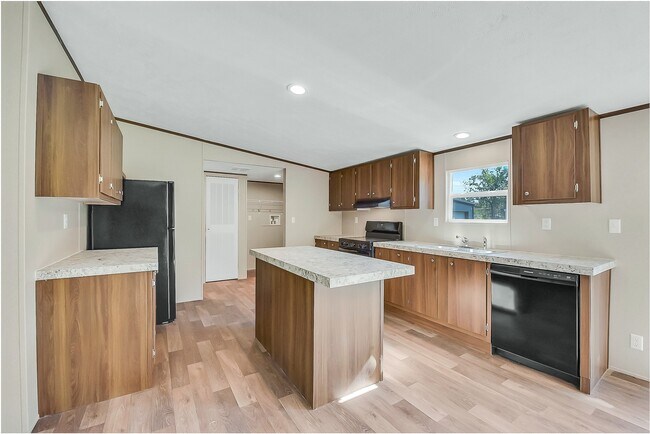 Building Photo - 25150 Faraway Ln