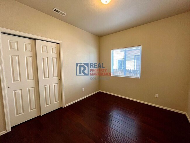 Building Photo - 10276 Deer Meadow Cir