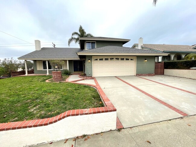 Building Photo - Spacious Corner Lot Home in Desirable Vent...