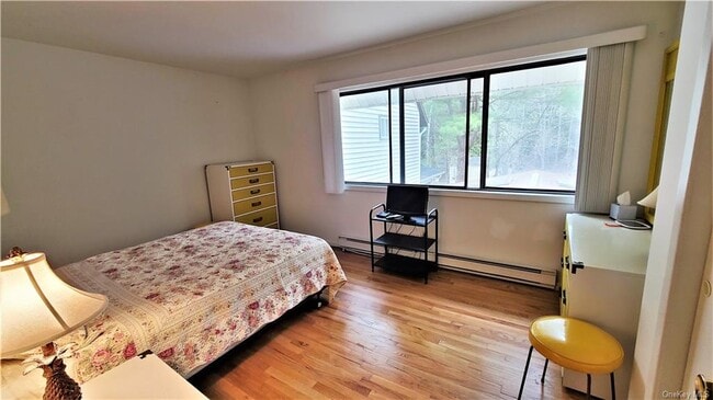 Building Photo - 52 Medallion Rd