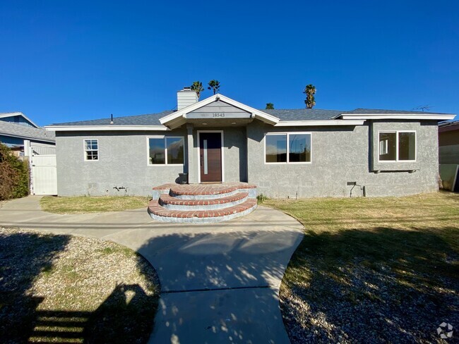 Building Photo - 18543 Victory Blvd