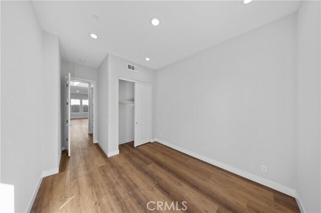 Building Photo - 120 Pin Ln
