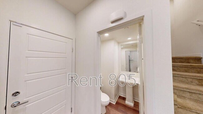 Building Photo - 561 Winchester Dr