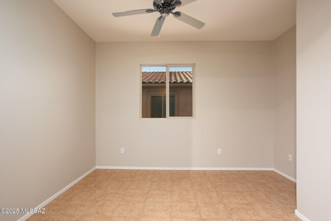 Building Photo - 12073 W Hailey Ln