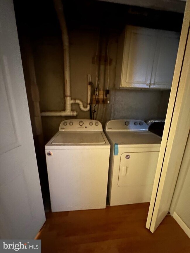 Building Photo - 623 Candlestick Ln