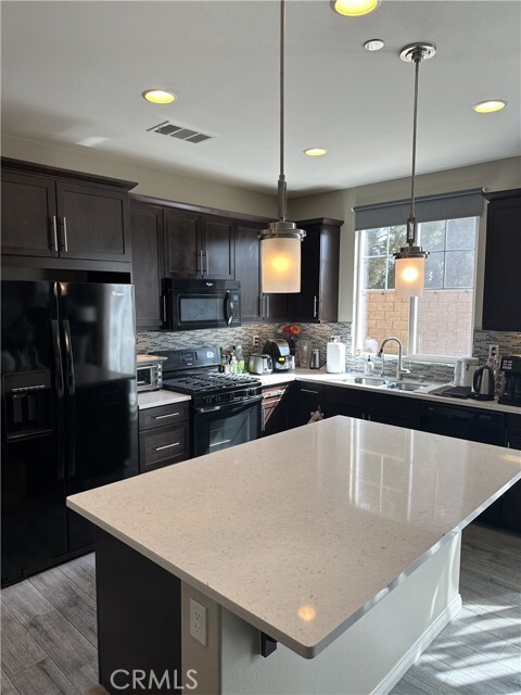 Building Photo - 8569 Cava Dr