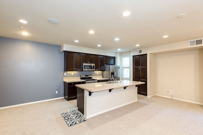 Primary Photo - ***MOVE IN SPECIAL $250.00 OFF FIRST MONTH...