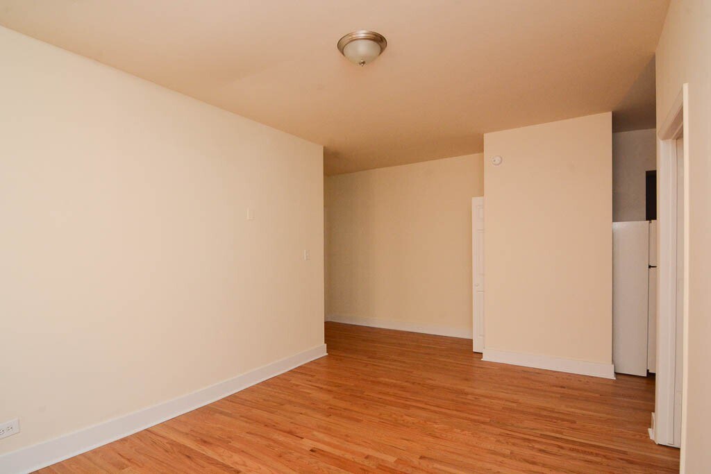 Building Photo - 1532 N Kedzie Ave