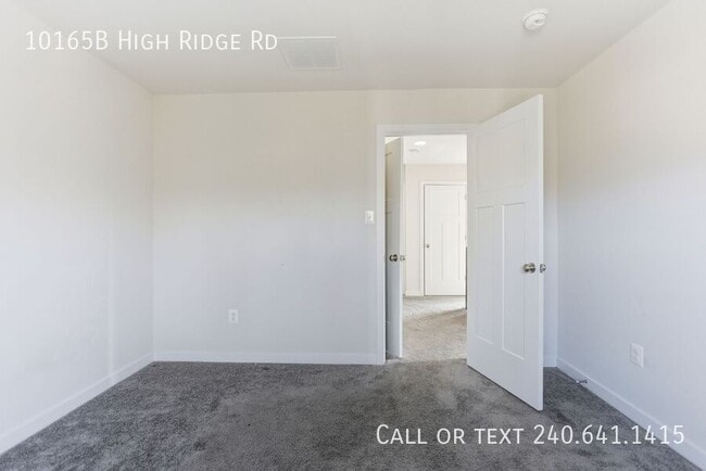 Building Photo - 10165 -B High Ridge Rd