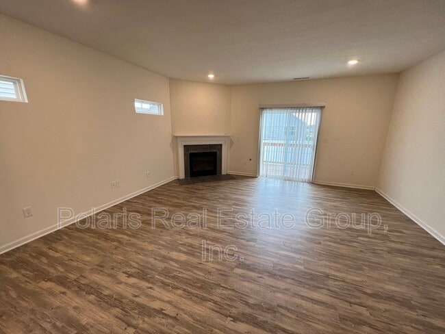 Building Photo - 5899 Stubbington Ln