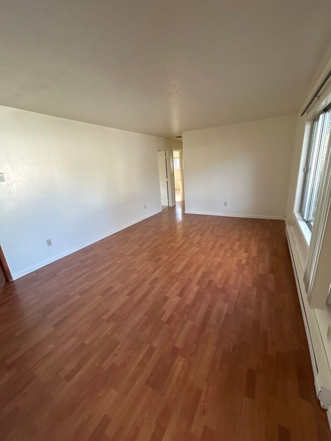 Building Photo - 3 Bedroom 1 Bath House Country Feel with City Access!