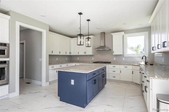 Building Photo - 5344 Birch Dr