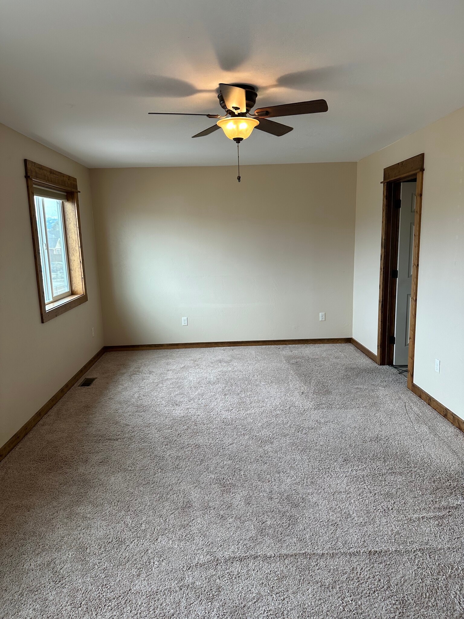 Building Photo - 504 Fowler Ave