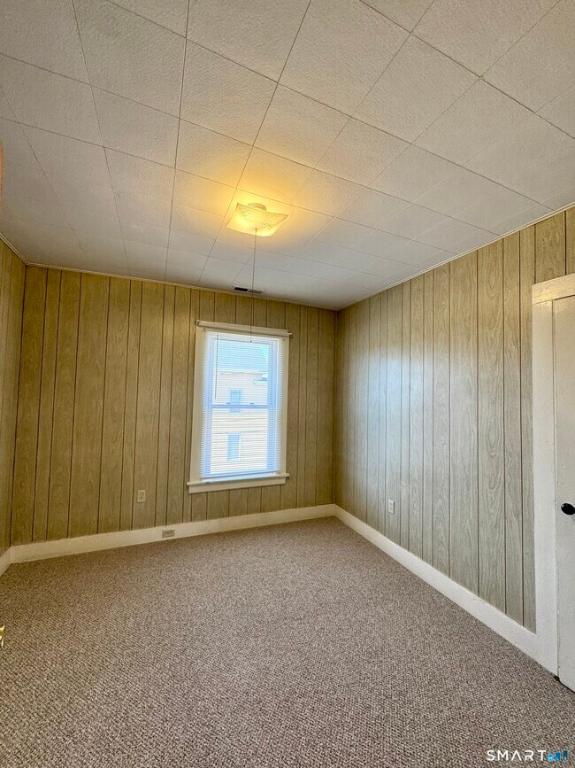 Building Photo - 254 Ward St