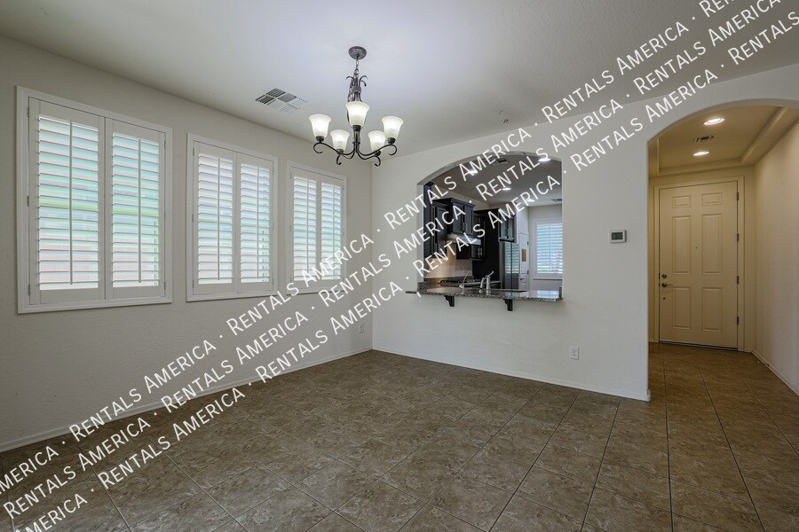 Building Photo - 3457 E Mia Ln