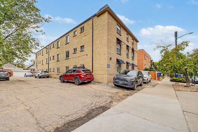 Building Photo - North Washington park one bedroom / one bath Apartment  for rent