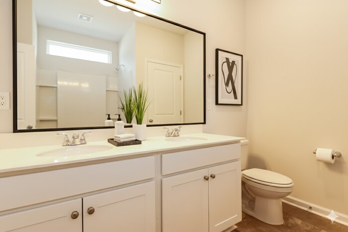 Building Photo - 363 Augustine Dr