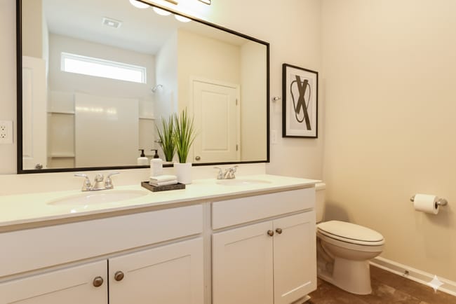 Building Photo - 363 Augustine Dr