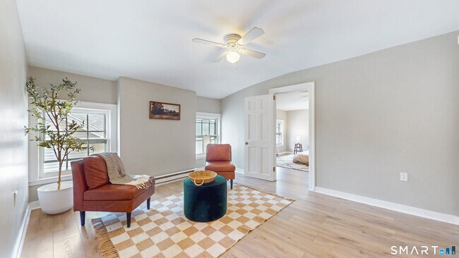 Building Photo - 24 Madison St