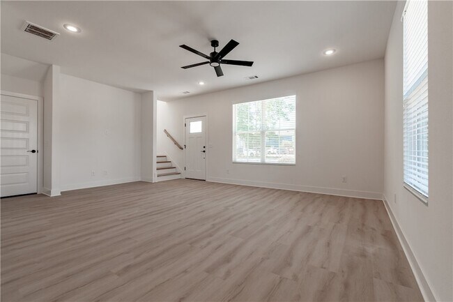 Building Photo - 1664 N Leverett Ave