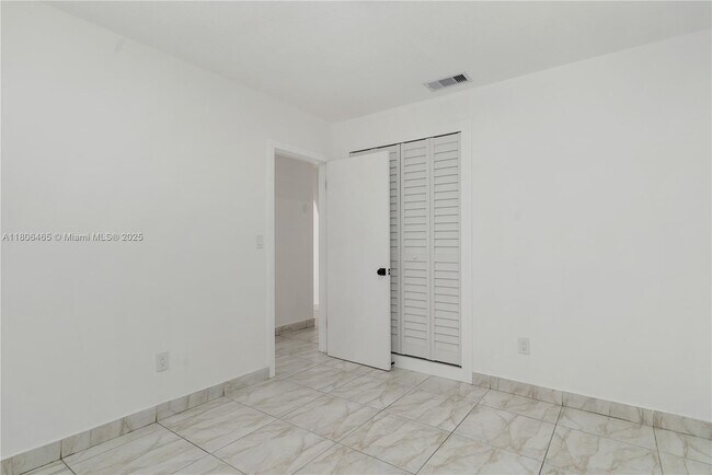 Building Photo - 9200 SW 62nd St