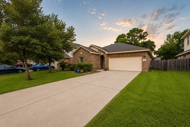 Building Photo - 25531 Forest Springs Lake