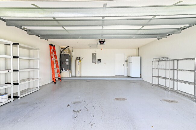 Building Photo - 6740 Brookhurst Cir
