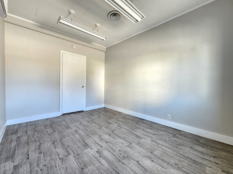 Building Photo - 9 Dexter Rd