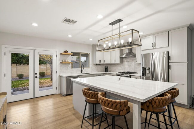 Building Photo - 3515 E Piccadilly Rd