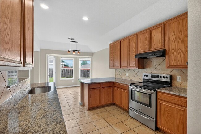 Building Photo - 1412 Constantina Dr