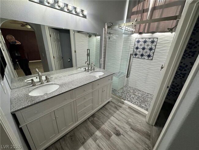 Building Photo - 6740 Lavender Lilly Ln