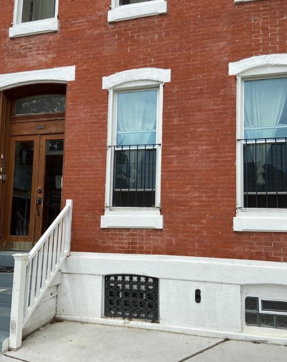 Building Photo - 3711 Lancaster Ave