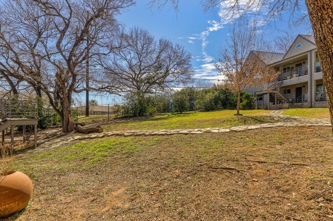 Building Photo - PARKER SQUARE CONDO - NEAR DOWNTOWN - PRIV...