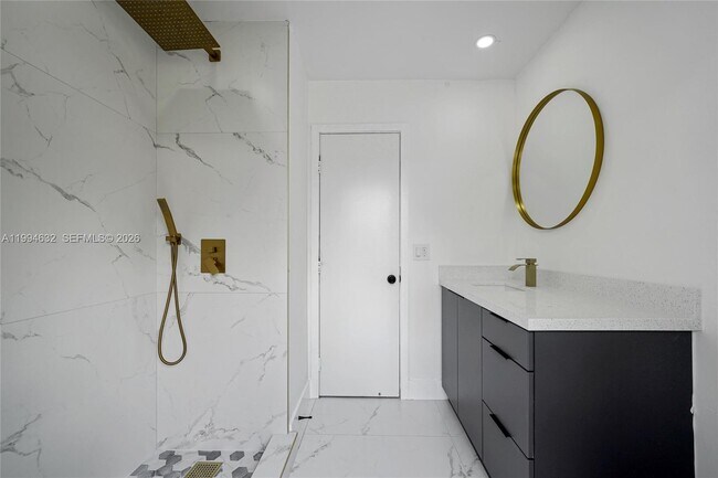 Building Photo - 7201 NW 46th Ct