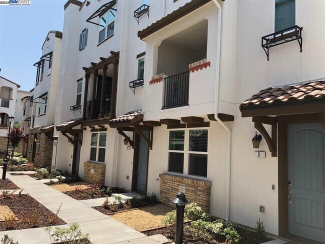 Building Photo - 2728 Ginoso Ct